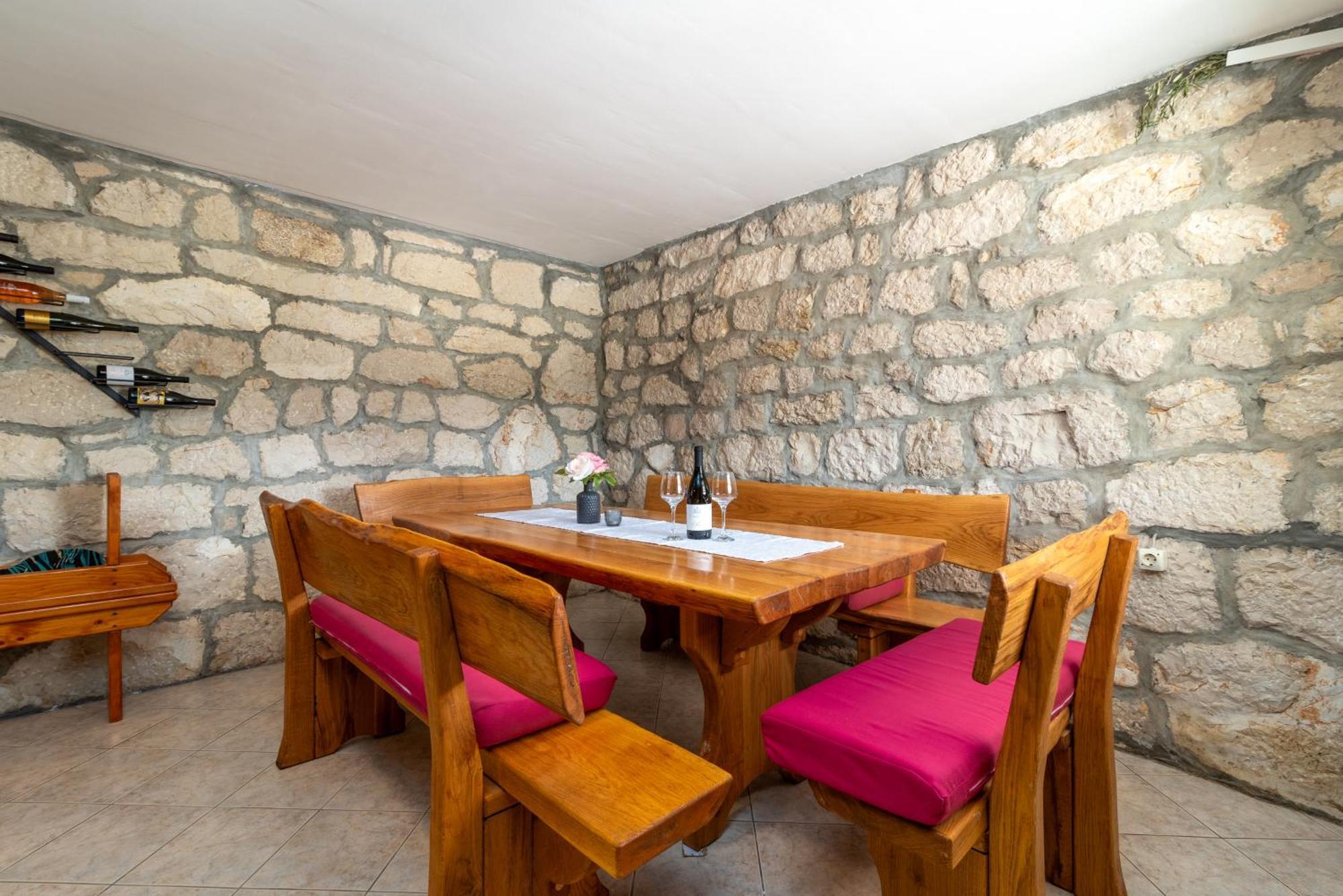 Villa Zuza Bristivica ภายนอก รูปภาพ