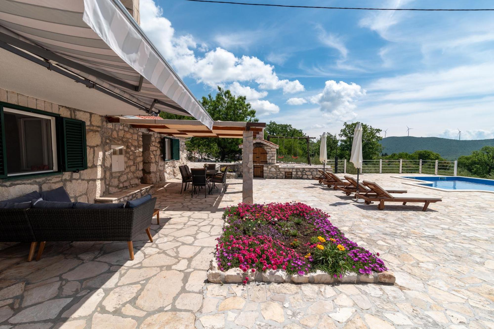 Villa Zuza Bristivica ภายนอก รูปภาพ