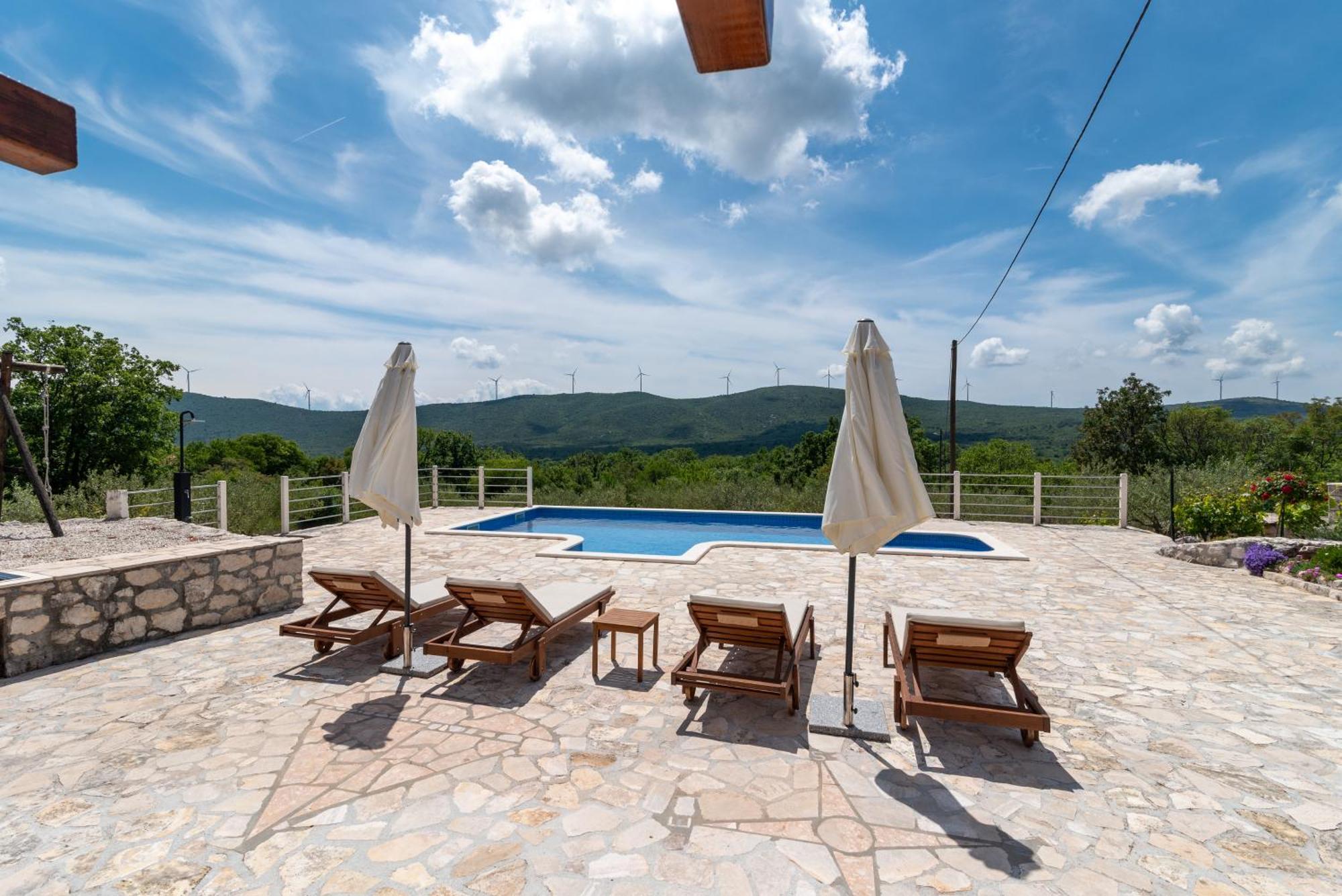 Villa Zuza Bristivica ภายนอก รูปภาพ