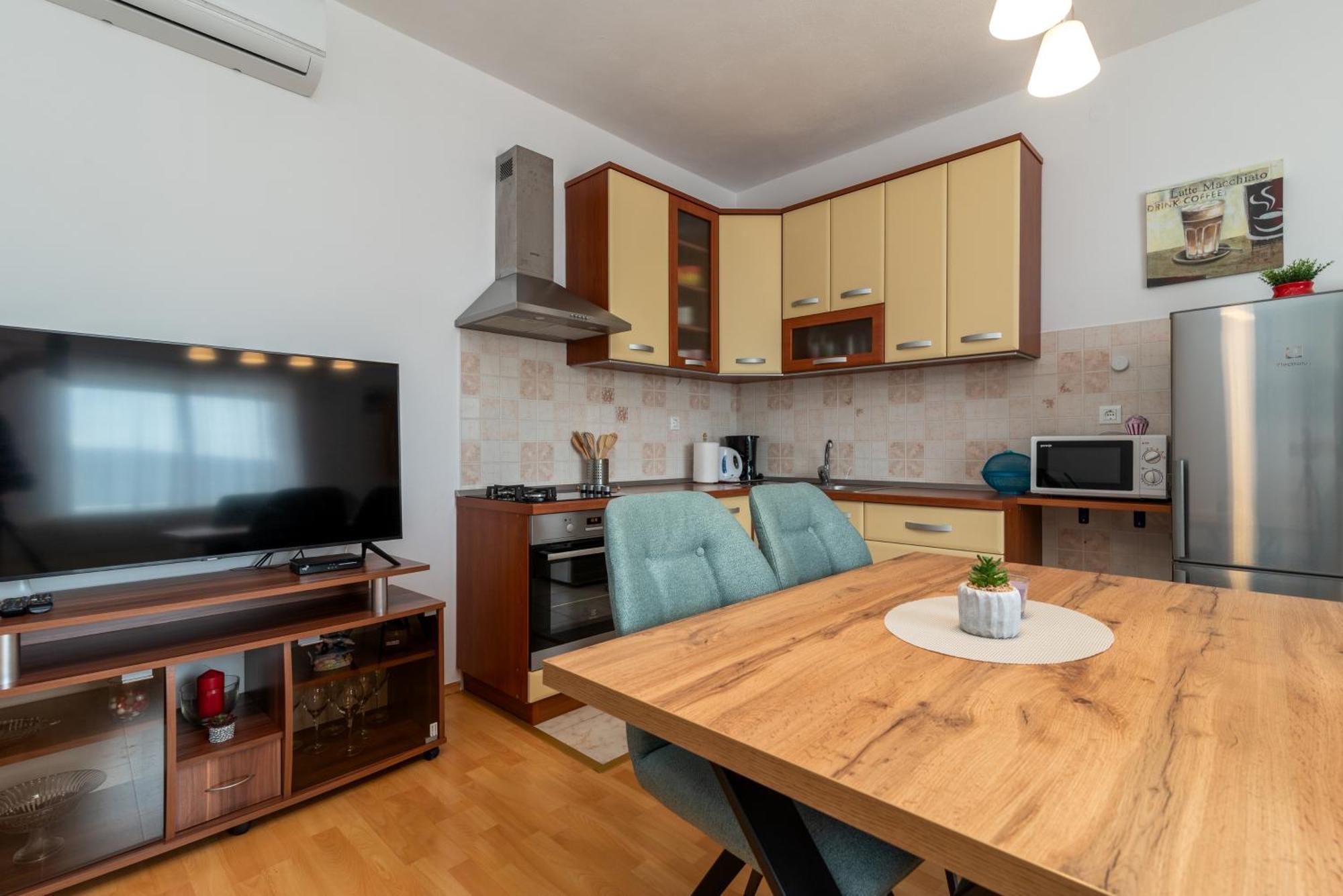 Villa Zuza Bristivica ภายนอก รูปภาพ