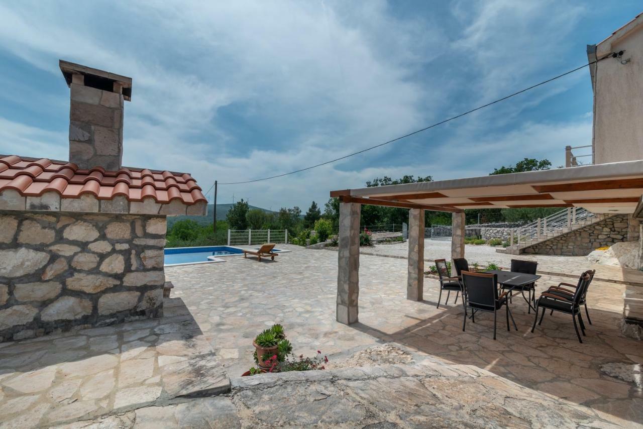 Villa Zuza Bristivica ภายนอก รูปภาพ