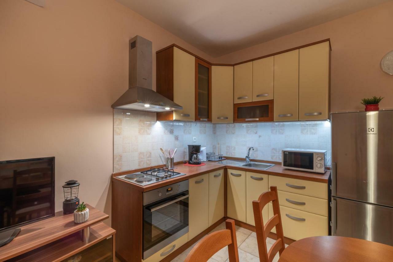 Villa Zuza Bristivica ภายนอก รูปภาพ