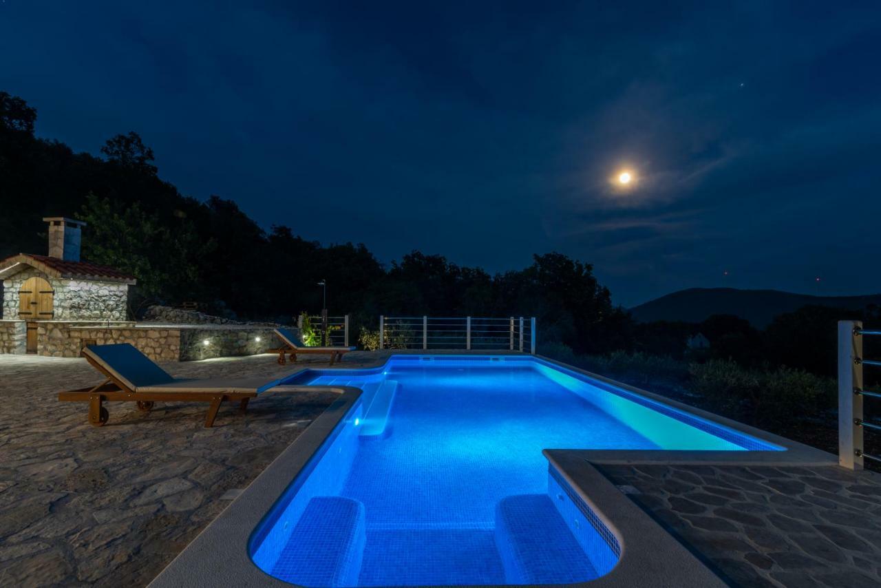 Villa Zuza Bristivica ภายนอก รูปภาพ